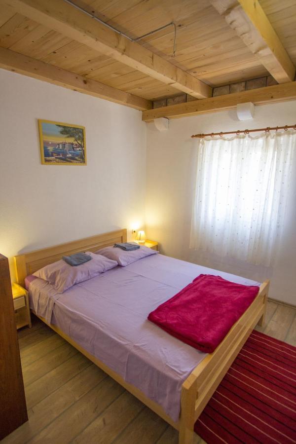 Seaside Secluded Apartments Cove Skozanje, Hvar - 5713 Gdinj Εξωτερικό φωτογραφία